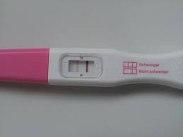 Hcg (humanes choriongonadotropin) ist ein hormon, das nur in der wann genau innerhalb dieses zeitraums kann man jedoch nur sicher bestimmen, wenn man zu genau diesem zeitpunkt einen ultraschall macht. Schwangerschaftstest Nach Einigen Minuten Deutlich Positiv Gesundheit Und Medizin Schwangerschaft Schwanger