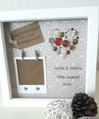 We offer a great selection of beautiful keepsake frames and albums. Engagement Photo Frames