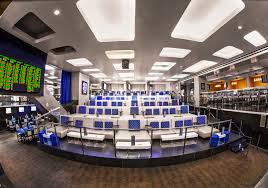Topgolf las vegas is not exactly a sports bar but if you were a sports bar this is what you would want to be when you grew up. The Best Places To Watch Football And Other Sports In Las Vegas Las Vegas Wheretraveler