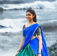 Upcoming telugu movie uppena movie actress krithi shetty half saree stills at the movie pre release event. Kirti Shetty Wallpapers Wallpaper Cave