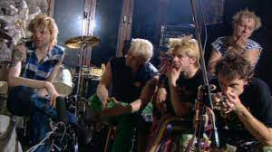 Dies ist eine fanseite für die toten hosen. Die Toten Hosen Starten 1982 In Stuttgart Oe3 Orf At