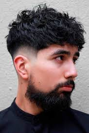 If you're seeking a very specific haircut, it's often best to find equally specific references to show your stylist. A Complete Guide To Men S Short Haircuts Menshaircuts Com