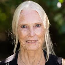 Meet Your Teachers — Barefoot & Free Yoga