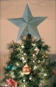 25 Ideas On Christmas Tree Toppers That Can Reinvigorate Your Festivities Cute Diy Projects Diy Christmas Tree Topper Diy Tree Topper Diy Christmas Star