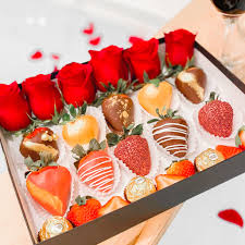 Brighten up your colleague's day by sending them flower & wine gifts from toronto blooms. Toronto Luxury Flowers Gifts Plants Flower Delivery Floral Bash