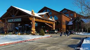 Passenger vehicles & vans motorcycles buses. Camelback Lodge Vs Great Wolf Lodge Which Poconos Indoor Water Park Resort Is The Best For Families Where The Wild Kids Wander