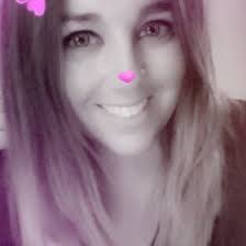 Amber Parham's Instagram, Twitter & Facebook