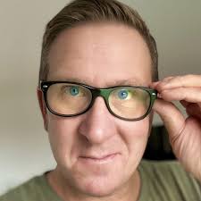 I love when the Weskers are funny and have a big personality. Last night