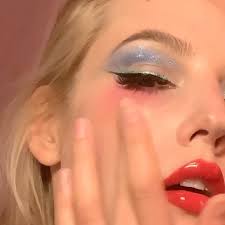 A low key quarantine look inspired by icon @local.wench wearing @lashify  lashes