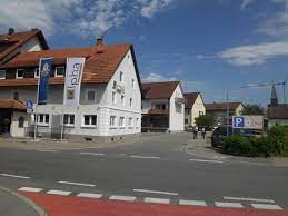 88045 friedrichshafen waggershausen 4 zimmerwohnung ca.140 qm ebk stellpatz befristet vom 01.01.2021 bis 31.03.2021. 3 5 4 Zimmer Wohnungen In Friedrichshafen Ailingen Monteurzimmer In Friedrichshafen 88048 Kirchweg