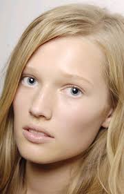 Классический нюд макияж глаз: нежность и естественность