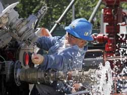 Unguarded machinery can lead to worker injuries. Occupational Safety And Health Risks Of Fracking Operations Lhsfna