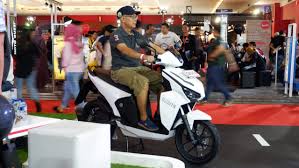 Bagi mereka yang kerjanya berniaga, peluang untuk membeli rumah sentiasa ada. Beli Motor Listrik Gesits Bisa Tanpa Dp Dan Cicilan Rp 600 Ribuan Kumparan Com