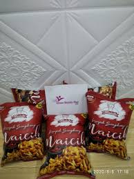 Beli keripik maicih online berkualitas dengan harga murah terbaru 2021 di tokopedia! Maicih Membeli Maicih Harga Terbaik Di Indonesia Www Lazada Co Id