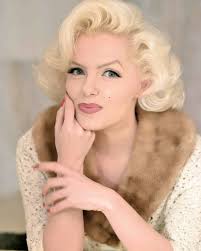 Susie Kennedy's Instagram, Twitter & Facebook