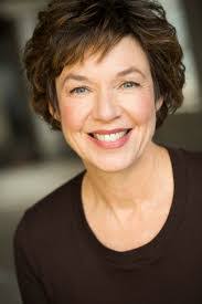 Elizabeth Townsend's Instagram, Twitter & Facebook