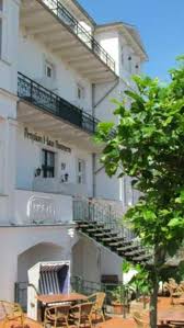 La villa offre 6 chambres pour accueillir 4 invités. Pension Gastehaus Pension Haus Pommern Dunenstrasse 29 In Ahlbeck Seebad