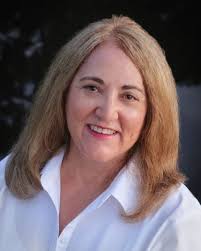 Brenda Watson, C.N.C.