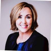 Lynne Green's Instagram, Twitter & Facebook