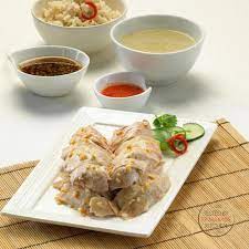 Manfaat telur ayam rebus jika dikonsumsi secara rutin bukan hanya tentang menangkal kolesterol, melainkan juga berkaitan dengan kesehatan lainnya. Resep Ayam Rebus Hainan