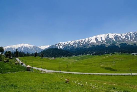 Gulmarg Gondola cable car Kashmir