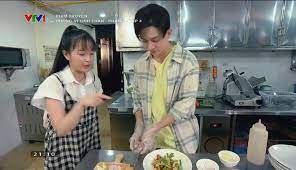 Nam đưa bà dần vào bệnh viện cấp cứu đụng mặt bà xuân; Zvtkujahf Ki1m