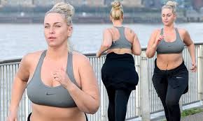 Who is josie gibson, when did she have her baby and what has she said about being assaulted in the back of a taxi? Josie Gibson Slips Into A Crop Top For Al Fresco Run While Working On Post Baby Weight Loss Daily Mail Online