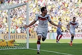 Take a look back at lionel messi's first ever barcelona goal in 2005 against albacete. Twitter Reacts To Thomas Muller Mats Hummels Performances Vs France Bleacher Report Latest News Videos And Highlights
