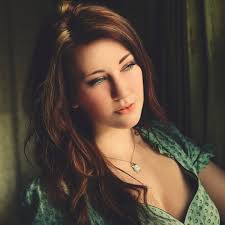 Listen to Annie Drury