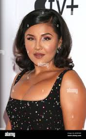 Annie gonzalez hi-res stock photography and images