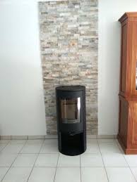 Par ailleurs, la pierre de parement peut parfaitement combler l'arrière de votre poêle à bois. Renover Cheminee Ancienne Ou Poser Un Poele A Bois