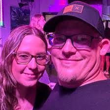 Jesse Amos's Instagram, Twitter & Facebook