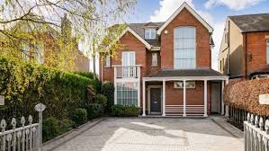 Restaurang bad bobs, dublin gästrecensioner: Modernised Rathgar Gate Lodge With Good Old Fashioned Values For 2 1m