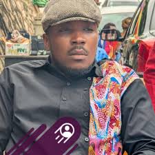 Ruben Amorim during the press conference today :) 👀 #MUFC 🔴