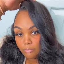 Amira Howard's Instagram, Twitter & Facebook