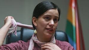 LA IZQUIERDA AL REDEDOR DE VERÓNIKA MENDOZA