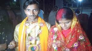 Amazing love: रोमांस के दौरान लड़की ने रख दी बड़ी डिमांड, चौंका प्रेमी, रात  के अंधेरे कमरे थे दोनों - Amazing love: During the romance, the girl made a  big demand, lovers