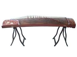 Gu zheng guzheng atau kecapi cina termasuk alat musik tradisional cina yang paling populer. Alat Muzik Tradisional Cina Alat Muzik Bertali