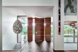 Artery Residence A Home In Kansas City Designed For An Art Collector S Extensive Collection Modern House Names Modern Entry Door Design