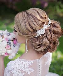 Elegant wedding updos will perfectly complete the calm wedding look. Glamorous Wedding Hairstyles With Elegance