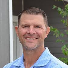 Kevin Roop's Instagram, Twitter & Facebook