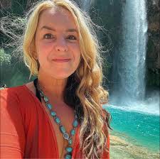 Aloha. We will be doing the trip in early October. Just a question about  hikes if I may. I had knee surgery about 5 months ago. I can walk about 8  miles