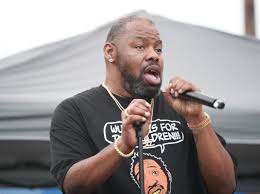 The rapper had his wife, tara davis by his side. Gs Cejbr2a2s4m