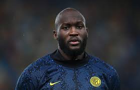 Anh mở tỷ số cho đội nhà, nhưng nhận thẻ đỏ ở phút 58, gián tiếp. Inter S Romelu Lukaku Upset With Himself After Bust Up With Ac Milan S Ibrahimovic Italian Media Report