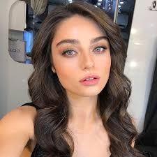 She was a student of the film in the department of radio, cinema and television at istanbul university. Belle On Twitter Ayca Aysin Turan In Galia Lahav 2018 Couture Aycaaysinturan