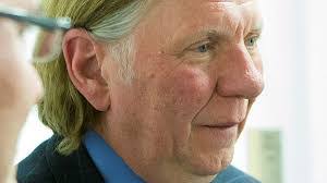 Malcolm Rowe's Instagram, Twitter & Facebook