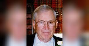 Marianne Ewing's Instagram, Twitter & Facebook