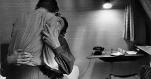 J'ai besoin de toi parce que je t'aime ». Faire L Amour Avec Un Autre Homme Que Son Mari Des Femmes Temoignent