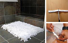 How To Make An Eco Friendly Bath Mat Diy Bath Mats Bath Mat Diy Recycled Towels