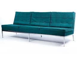 67cm grosse sofa 160€ kleine sofa 140€ preis vhb! Sofa Im Design Stil Der 60er Jahre Hampel Kunstauktionen